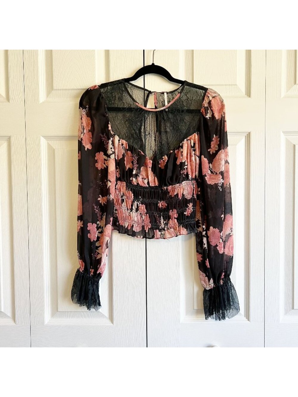 Free People Black Floral Print Lace Smocked Blouse Women's Size X-Small XS